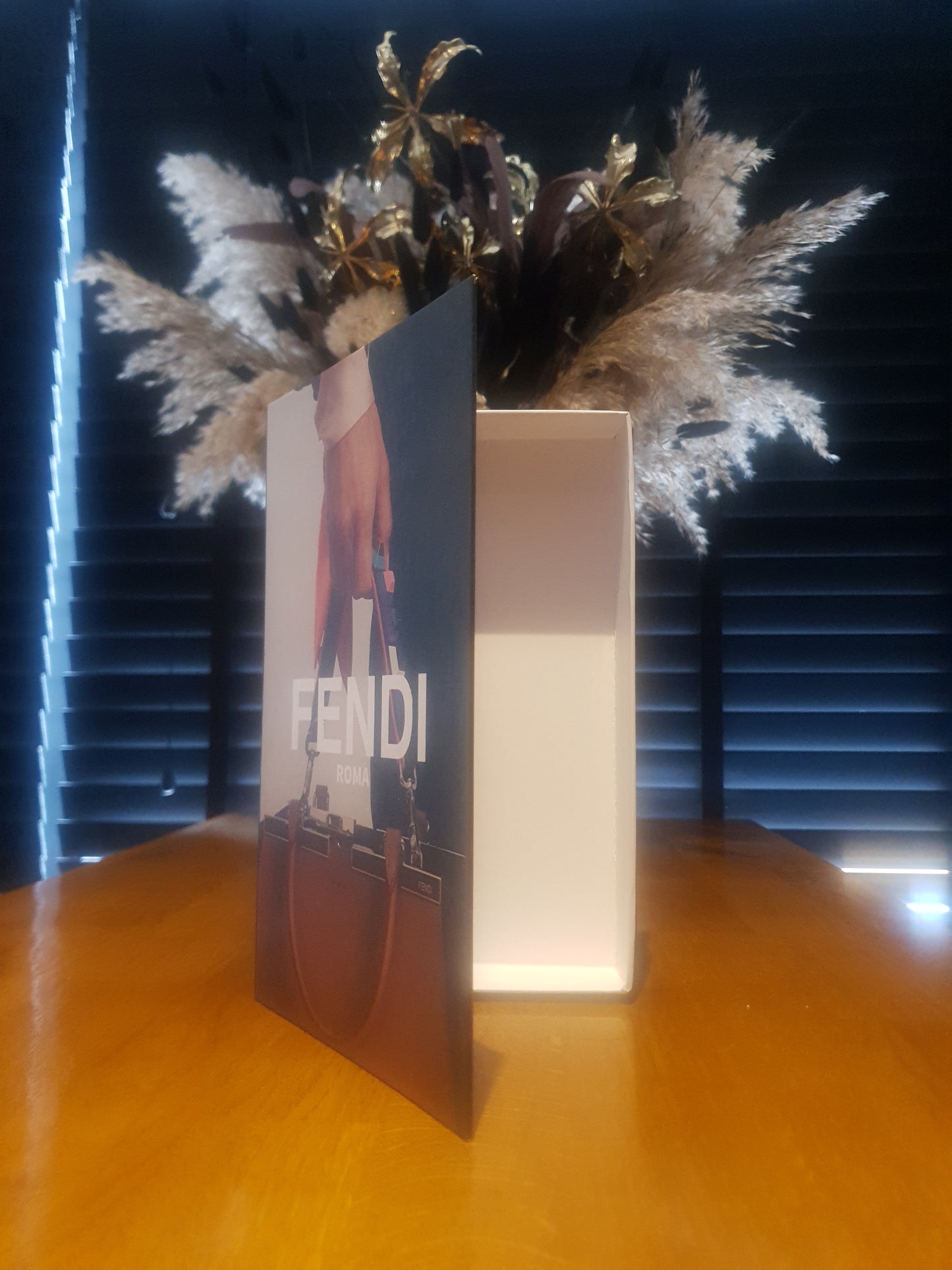 Designer box / boek fendi