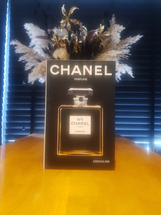 Designer boek/ box chanel