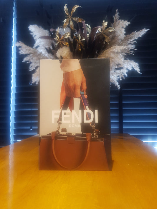 Designer box / boek fendi